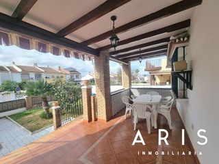 Chalet en alquiler en Capellanía - Retamar en Alhaurín de la Torre