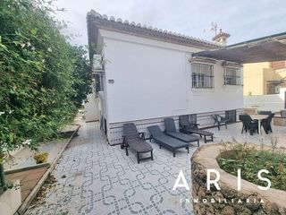 Chalet en alquiler en Capellanía - Retamar en Alhaurín de la Torre