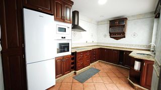 Casa adosada en venta en Núcleo Urbano en Chiclana de la Frontera