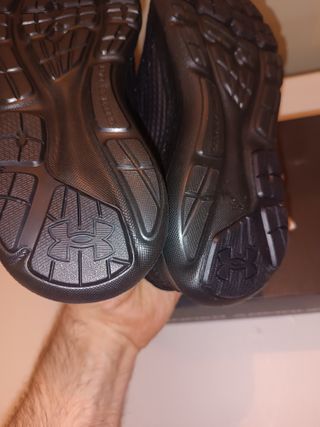 Zapatillas Under Armour Mujer Talla 38.5 Negras