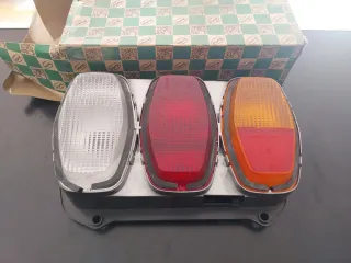 Pilotos Traseros Seat 128