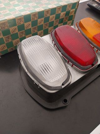 Pilotos Traseros Seat 128