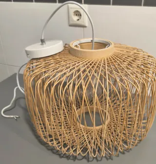 Lámpara de techo bambú y madera