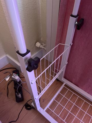 Mesa auxiliar con ruedas