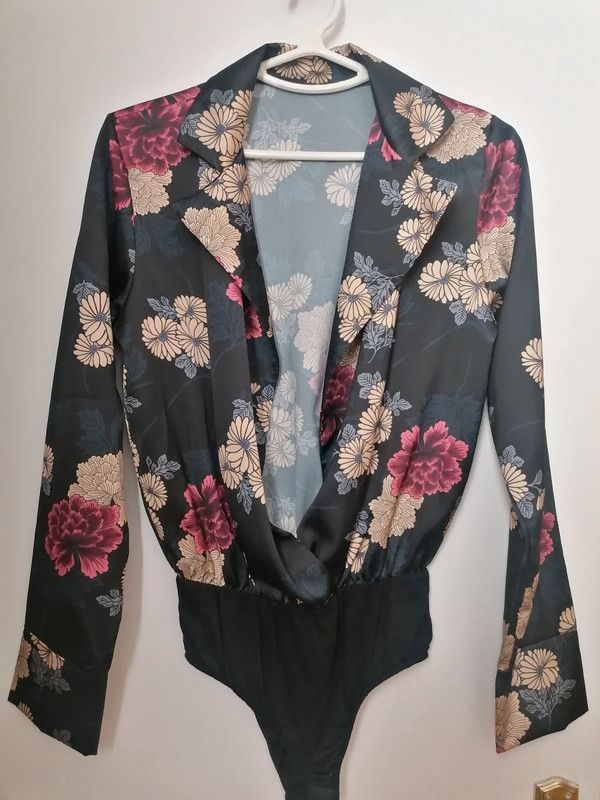 Body estampado floral