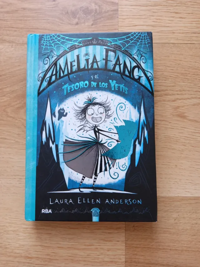 Amelia Fang 5 - Amelia Fang y el tesoro de los ...