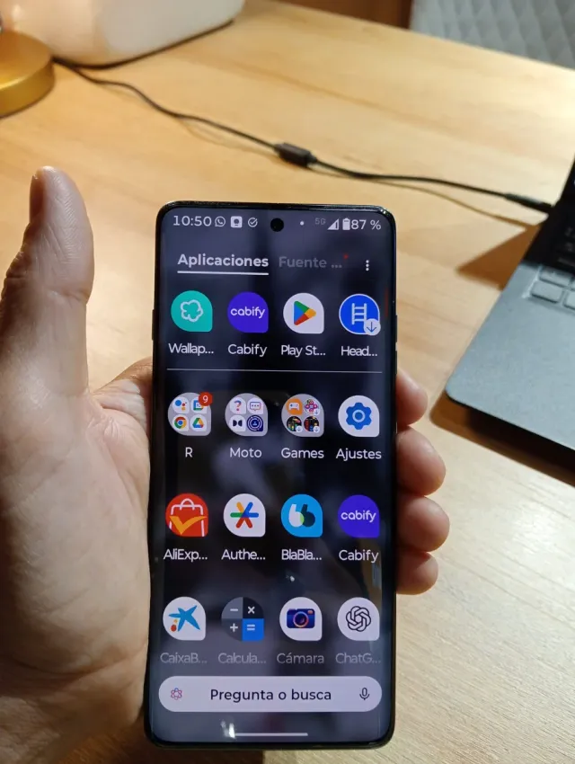 Motorola Edge 60 Pro, con caja