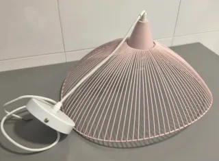 Lámpara de techo rosa metal