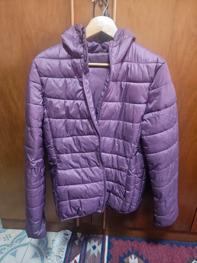 Anorak Morado con Capucha
