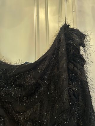 Abito nero corto con frange