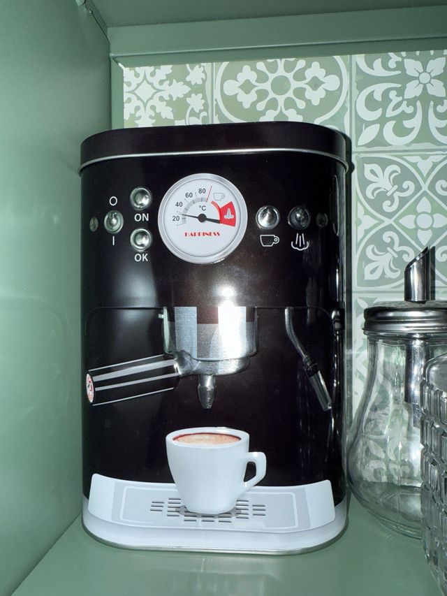 Colección de latas decorativas