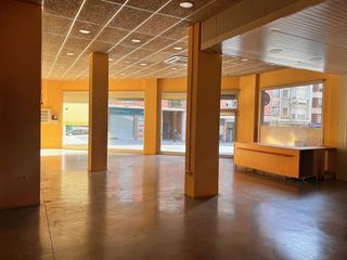 Local comercial en venta en Plaça Catalunya en Manresa