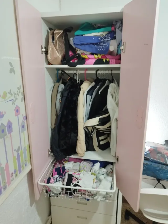 Armario infantil niña rosa y blanco