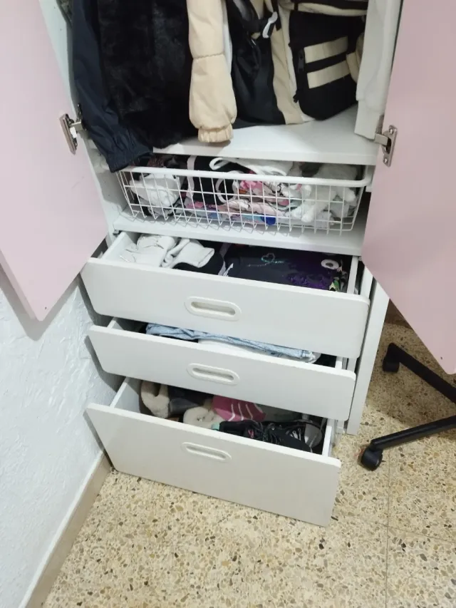 Armario infantil niña rosa y blanco