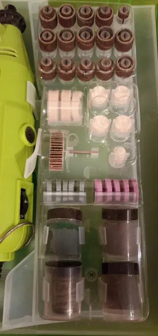 Multiherramienta Everise CF1025 - Set 240 acc.