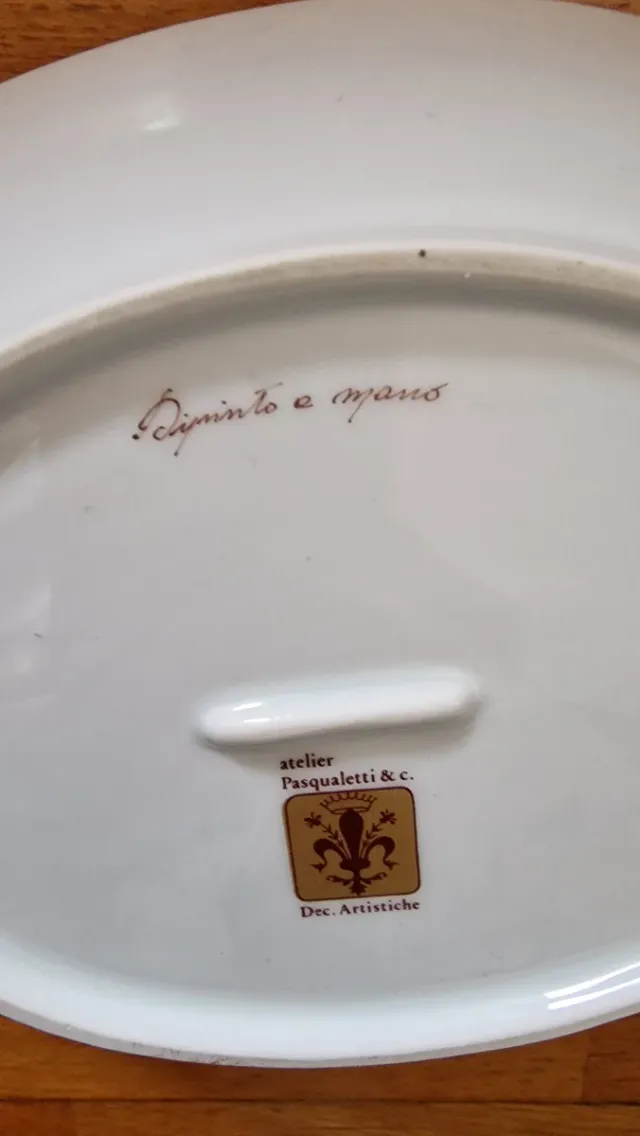 Piatto vassoio ceramica dipinto a mano