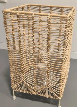 2ud. Lámpara de mesa mimbre