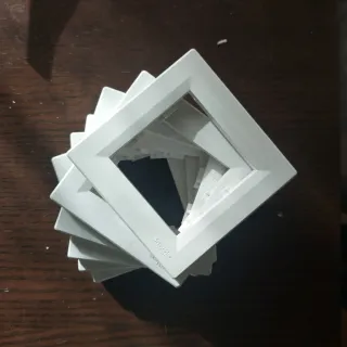 Interruptores conmutadores y enchufes Schneider