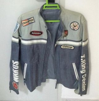 Cazadora motera estilo racing