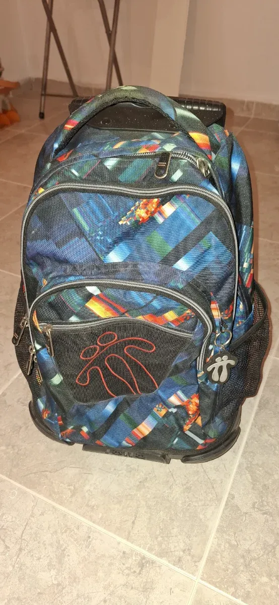 Mochila con ruedas escolar