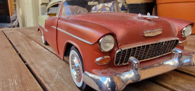 Maqueta antigua Chevrolet Bel Air 1957 1/12