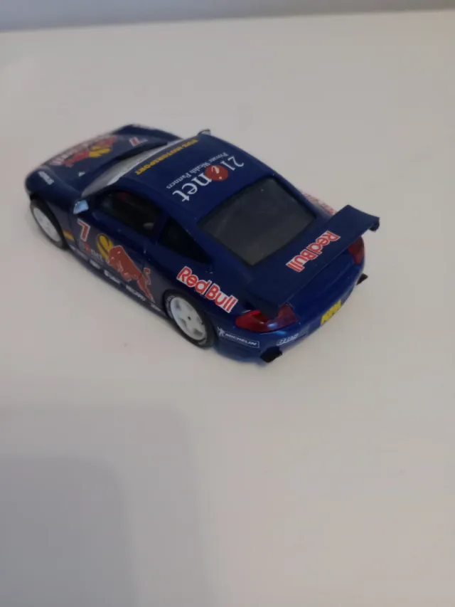 Scalextric Porsche 911 Red Bull