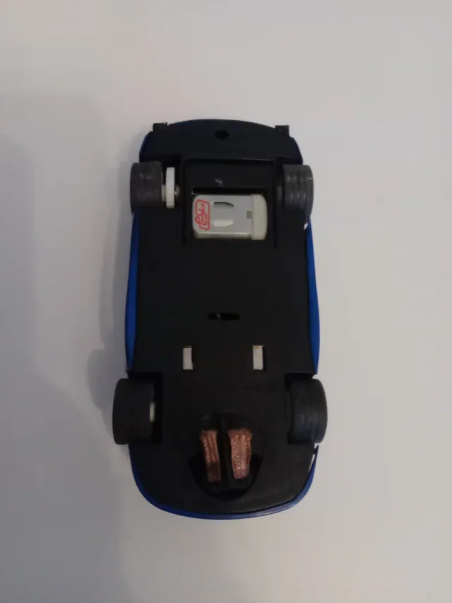 Scalextric Porsche 911 Red Bull