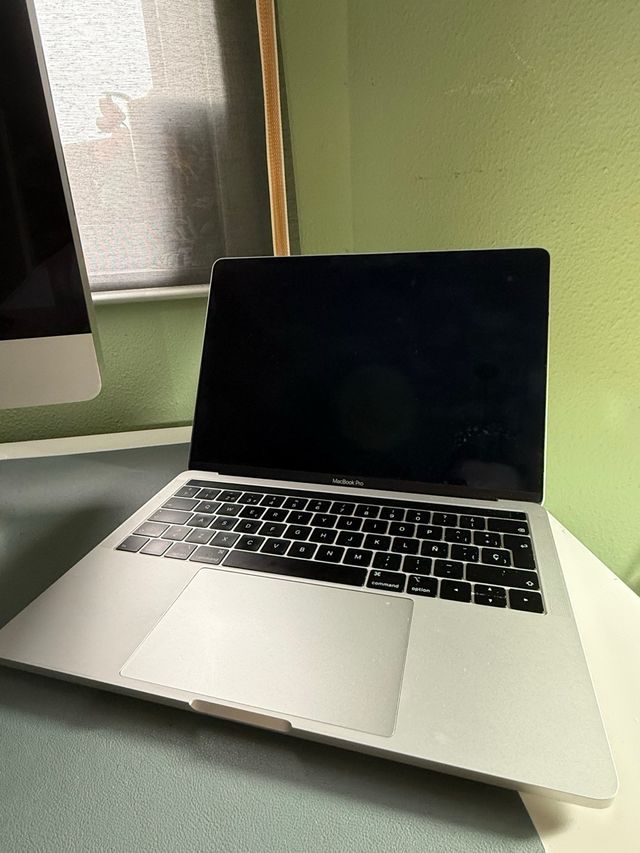 MacBook Pro 2019 Plata/Gris Espacial
