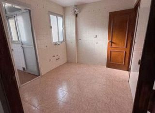 Piso en venta en San Francisco Javier en Granada