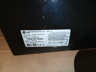 Monitor LG Flatron IPS226V Nero/Argento 21,5"