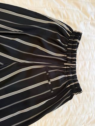 Pantalones anchos Bershka rayas