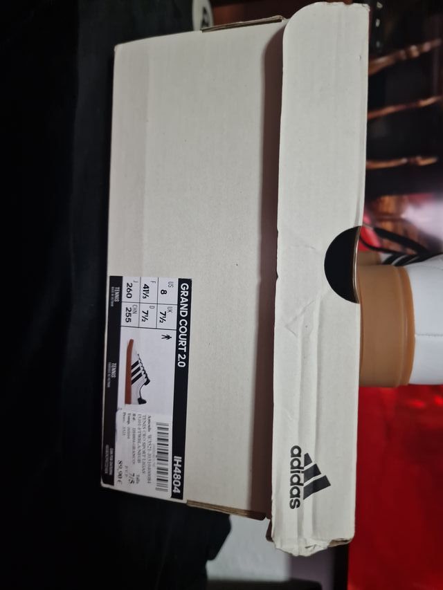 Sneakers Adidas Bianchi e Neri