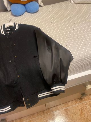 Chaqueta Zara Negra Bomber Manga Satén!! Hoy 15