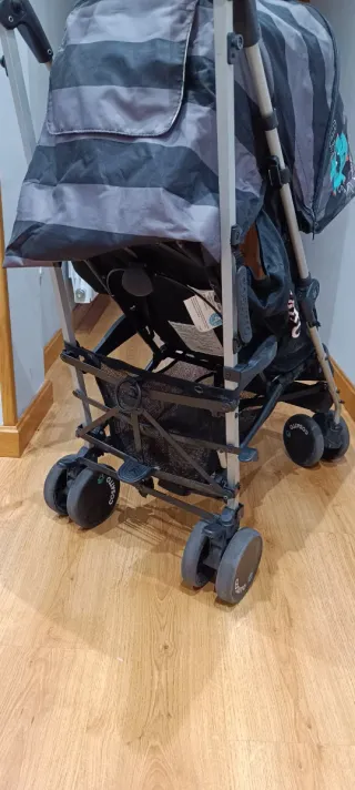 Silla de paseo Cosatto paraguas