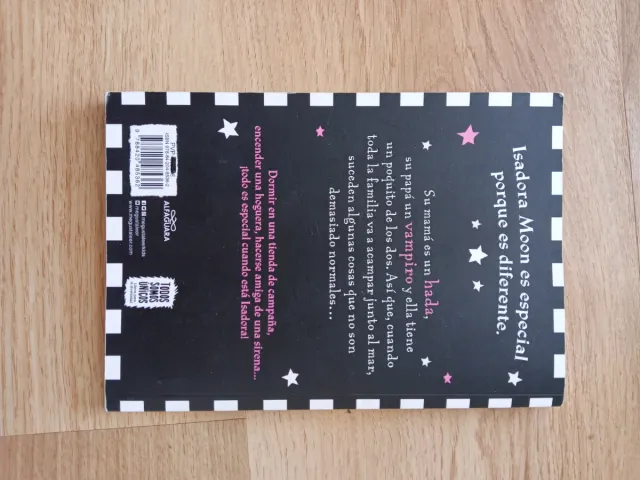 Isadora Moon va de excursion / Isadora Moon Goe...