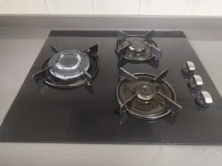 Placa de gas Corberó 3 fuegos
