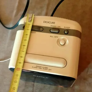 Radiosveglia Sony DIGICUBE vintage