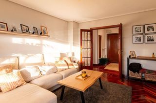 Piso en venta en Alisal - Cazoña - San Román en Santander