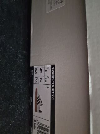 Tenis Adidas Blancos y Marrones