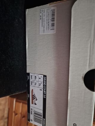 Tenis Adidas Blancos y Marrones