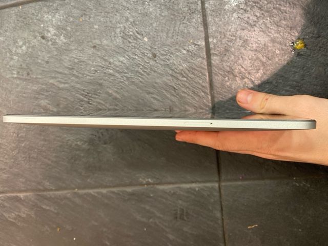 iPad A1337 32GB Plata