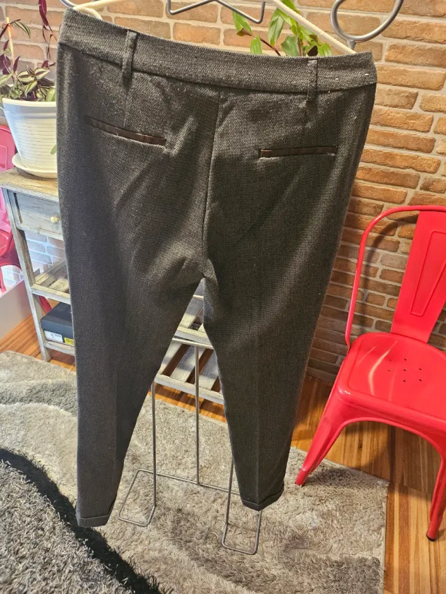 Pantalones grises de vestir