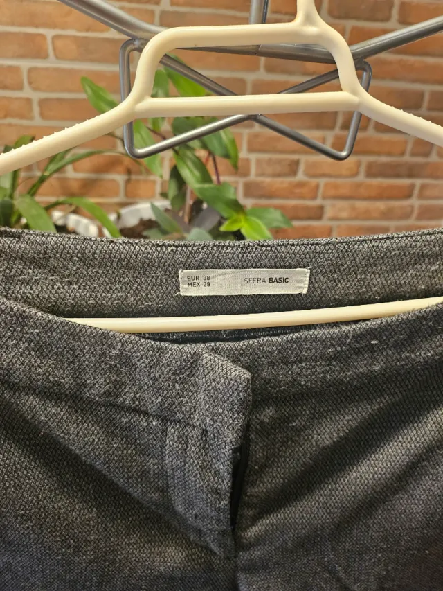 Pantalones grises de vestir