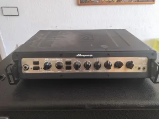Pantalla y cabezal Ampeg Heritage