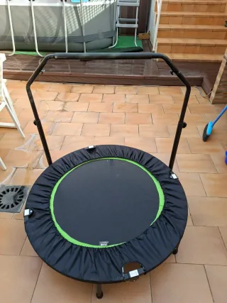 Cama elástica deportiva con barra