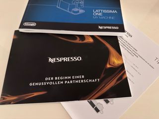Cafetera Nespresso Lattissima One