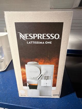 Cafetera Nespresso Lattissima One