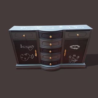 Aparador restaurado madera marrón y dorado