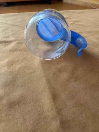 Mini cafetera de cristal con tapa azul