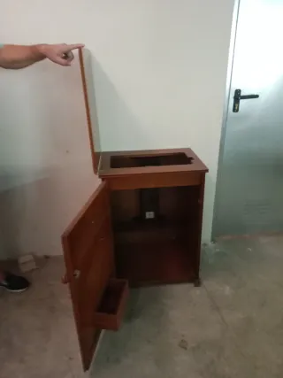 Mueble para máquina de coser